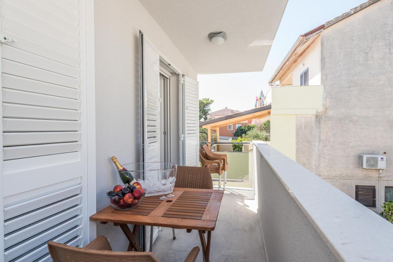 Apartments Janice Пакоштане Екстер'єр фото