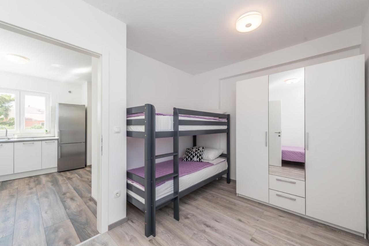 Apartments Janice Пакоштане Екстер'єр фото