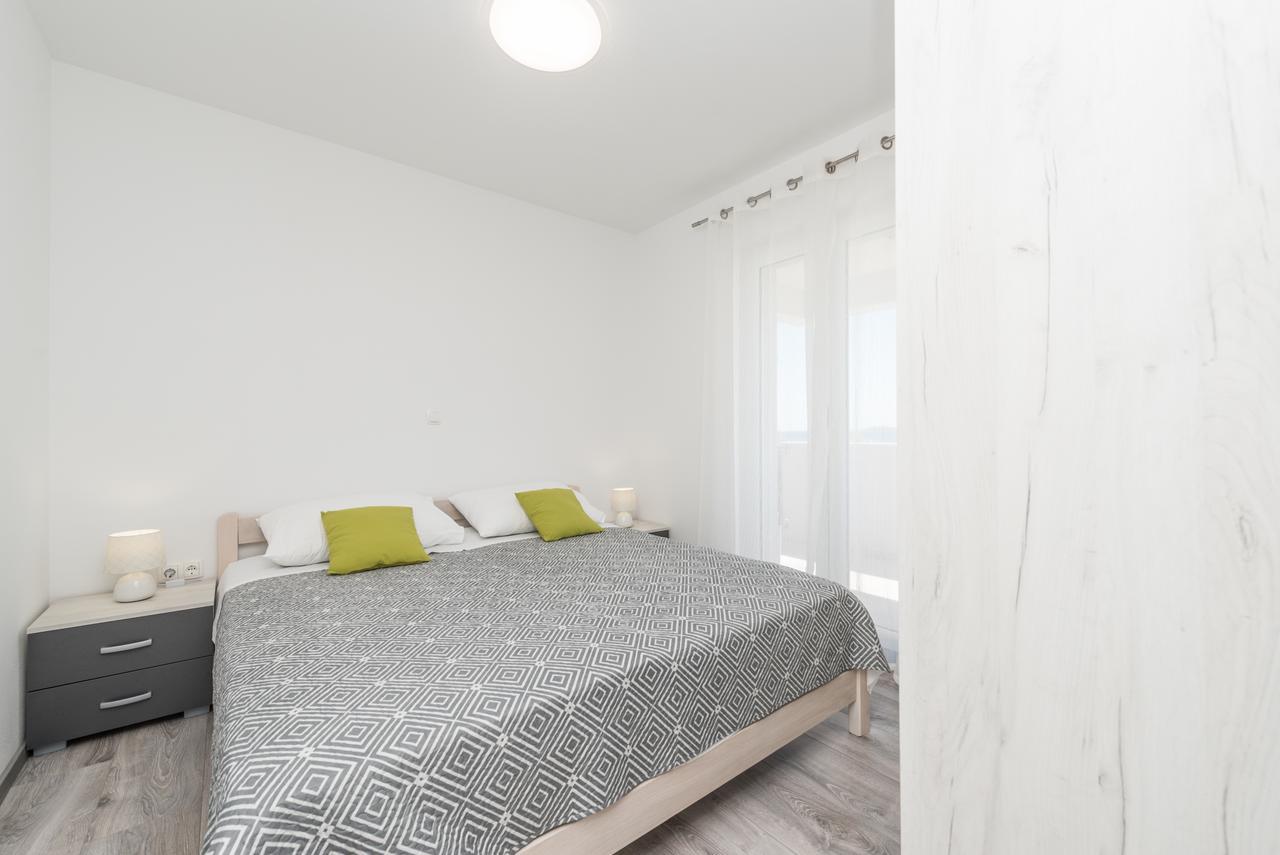 Apartments Janice Пакоштане Екстер'єр фото