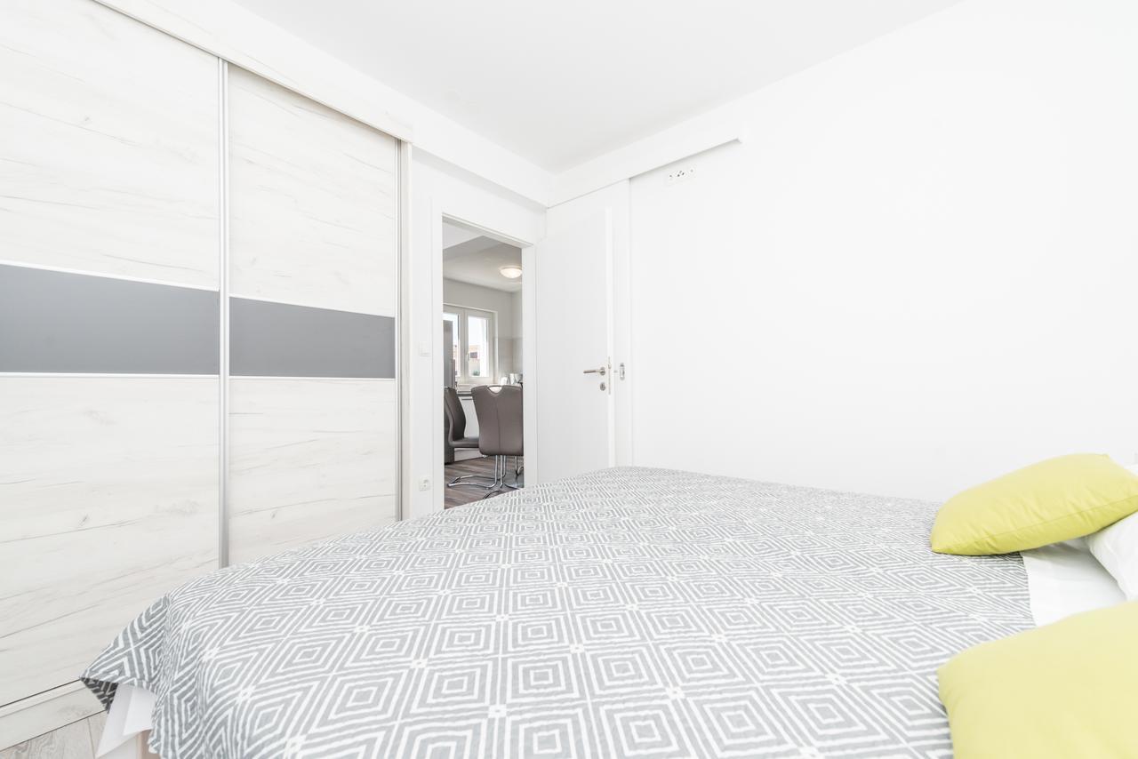 Apartments Janice Пакоштане Екстер'єр фото